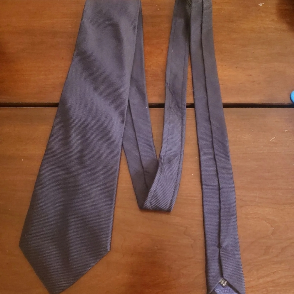Neck tie